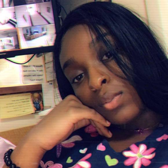 Meet your Posher, Guerline - Picture 1 of 1